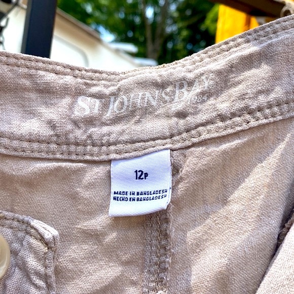 St. John’s Bay Linen/Viscose blend Capris - Picture 7 of 7